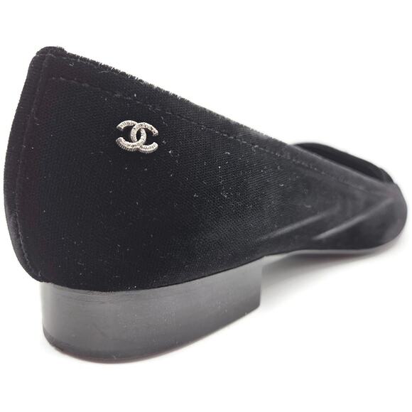 Chanel Velvet Lion Loafers Black Coco EU Size 40 US Size 10 with Box 2 Dust Bags - Picture 16 of 16